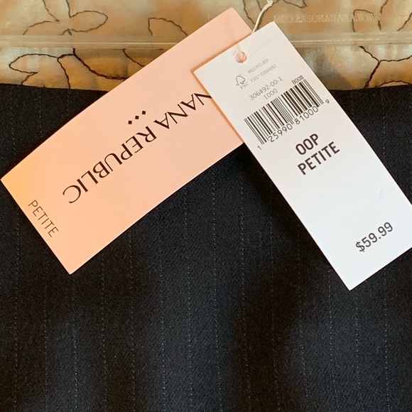 🌈 Banana Republic Skirt - Picture 2 of 8